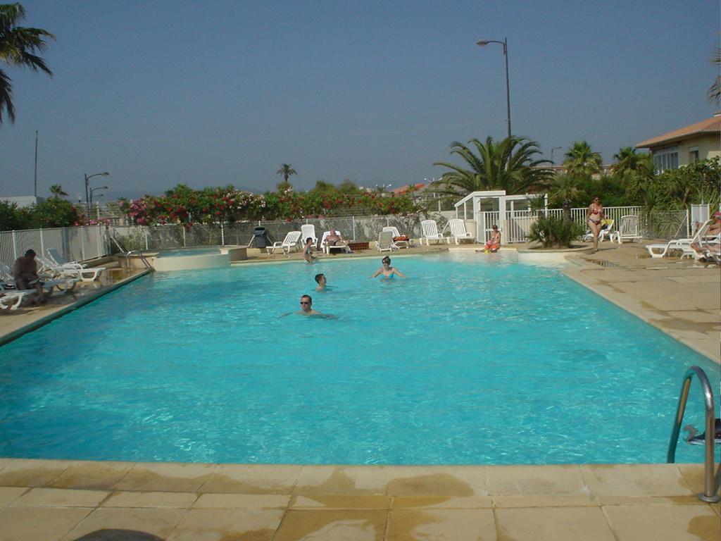 Boutique Apartment Hirondelle Port Fréjus Exterior foto